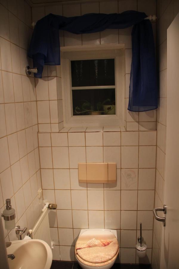 Ferienwohnung Mit 4 Schlafzimmer Fuer 2 Bis 9 Gaeste----Apartment With 4 Bedrooms For 2 To 9 Guests Núremberg Exterior foto